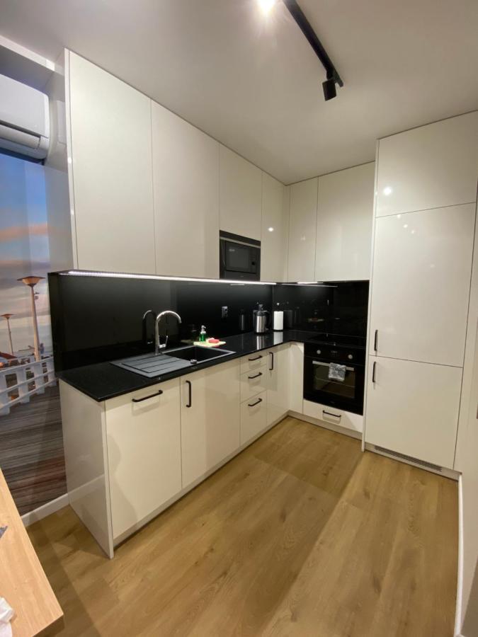 Apartamenty Magia Z Bezplatnym Parkingiem I Klimatyzacja Rzeszów Esterno foto
