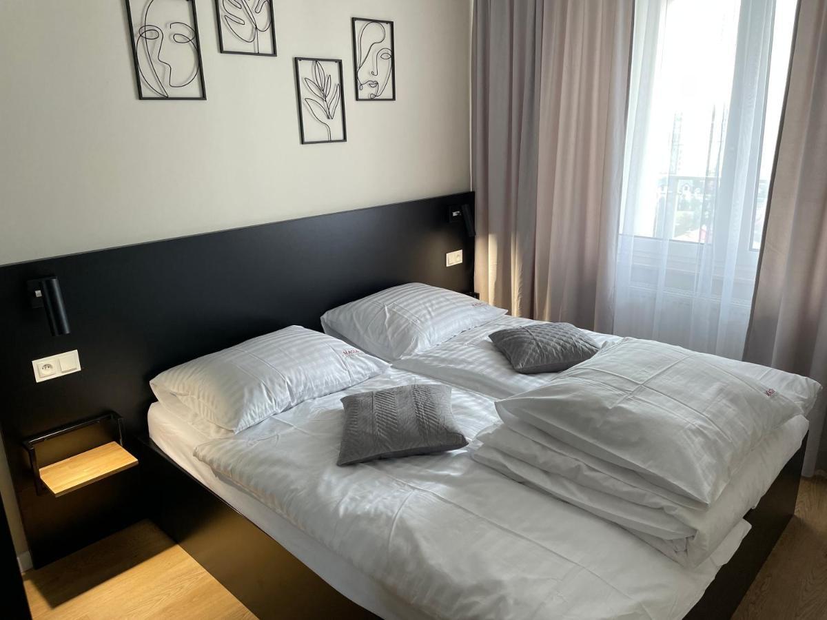 Apartamenty Magia Z Bezplatnym Parkingiem I Klimatyzacja Rzeszów Esterno foto